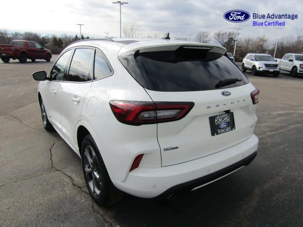 Certified Used 2023 Star White Ford ST-Line Select image 3