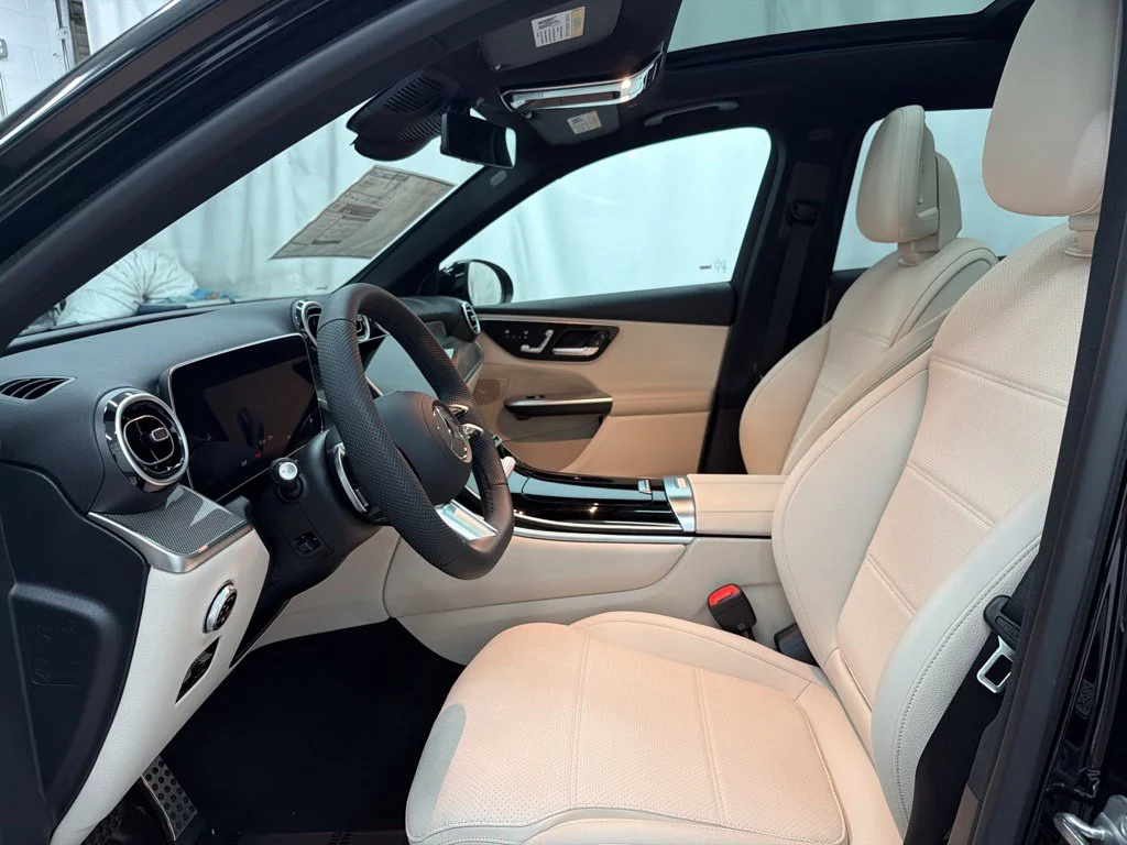 New 2027 Black Mercedes-Benz GLC 300 image 12