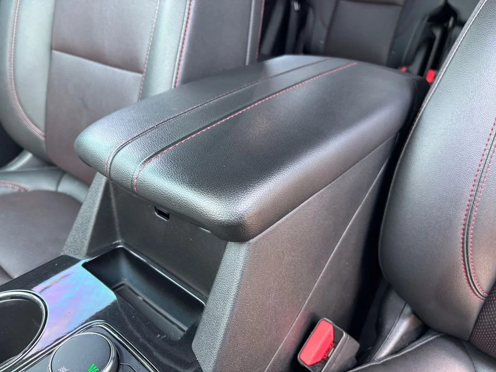 Used 2021 Gray Chevrolet RS image 32