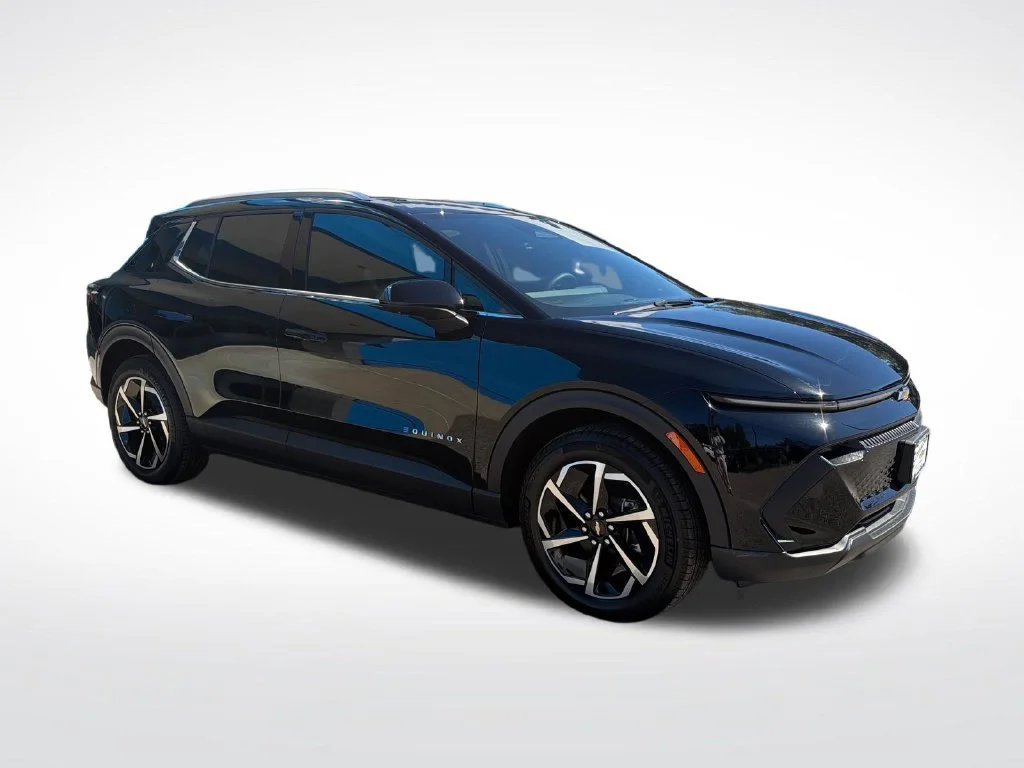 2026 Chevrolet Equinox EV 2LT - Photo 8