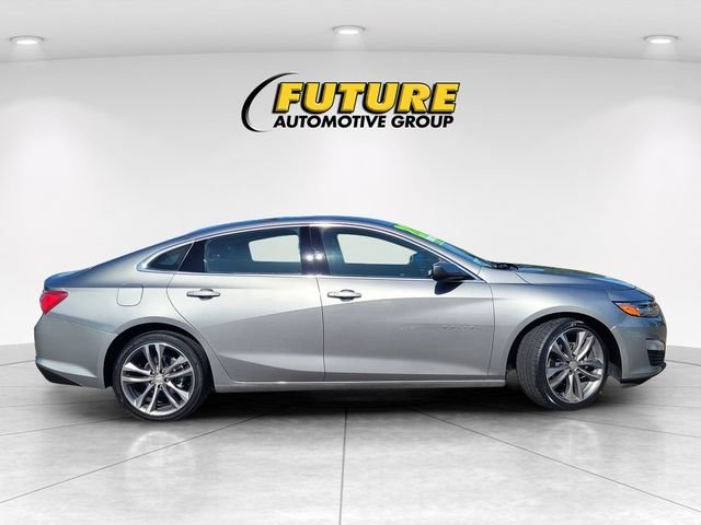 Used 2024 Gray Chevrolet LT image 3