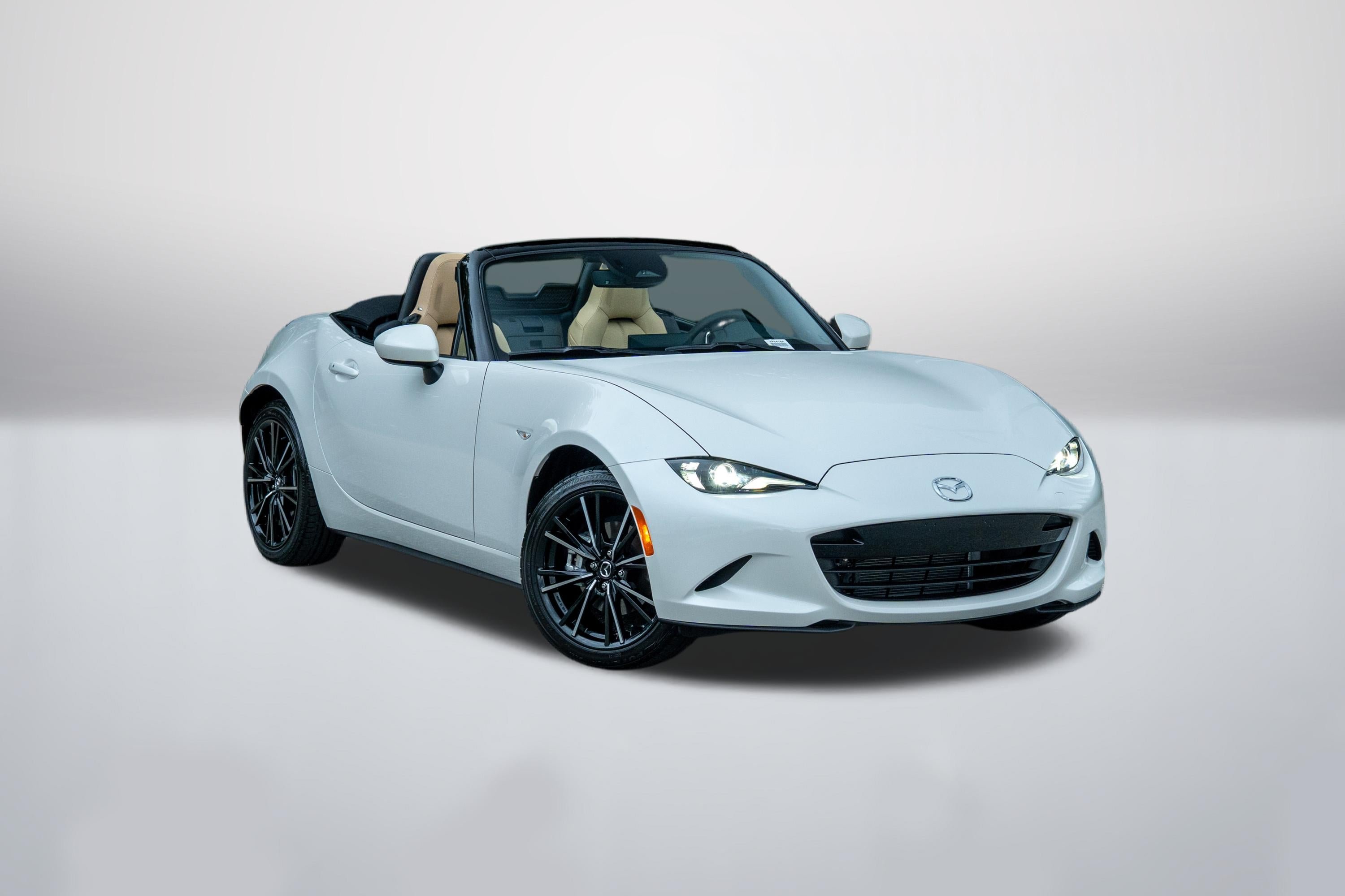Used 2026 Snowflake White Pearl Mica Mazda Grand Touring image 1