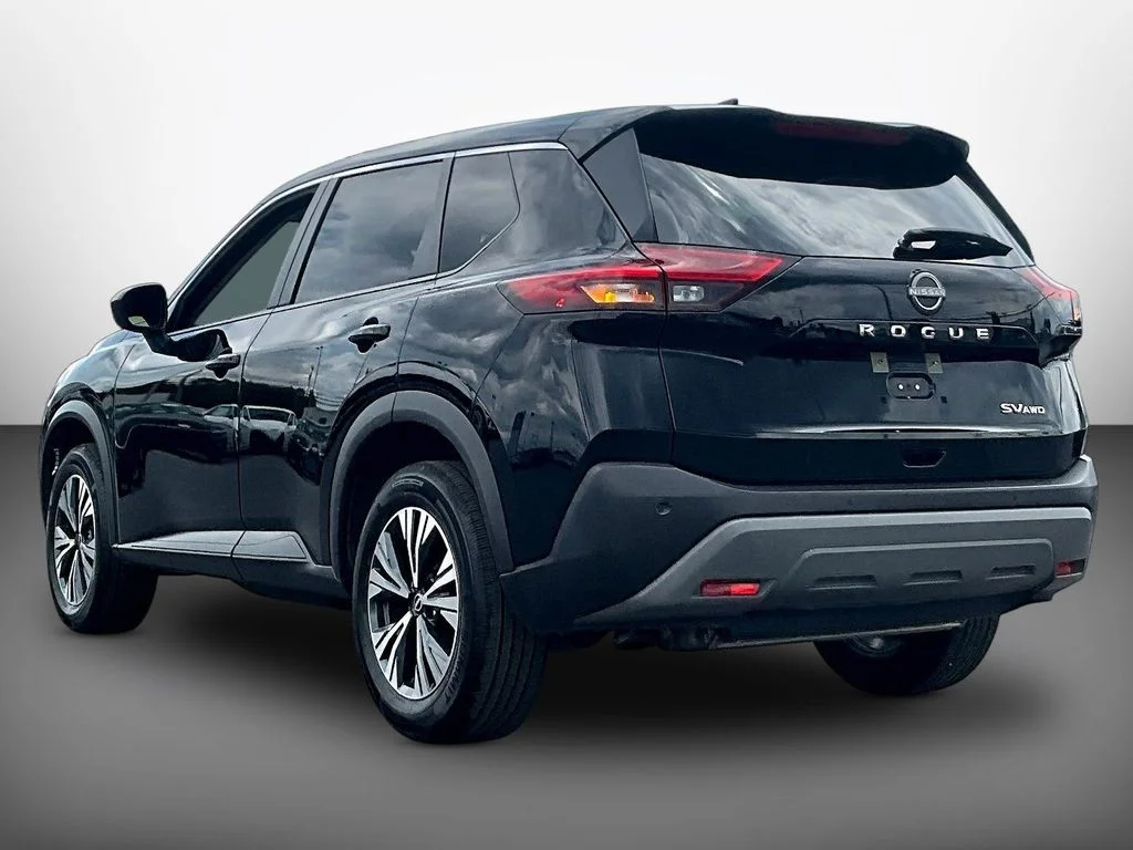 Used 2023 Black Nissan SV image 4