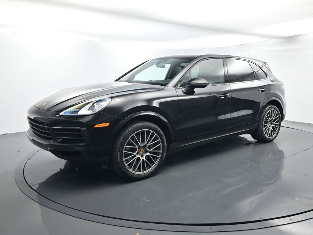 2023 Porsche Cayenne Base