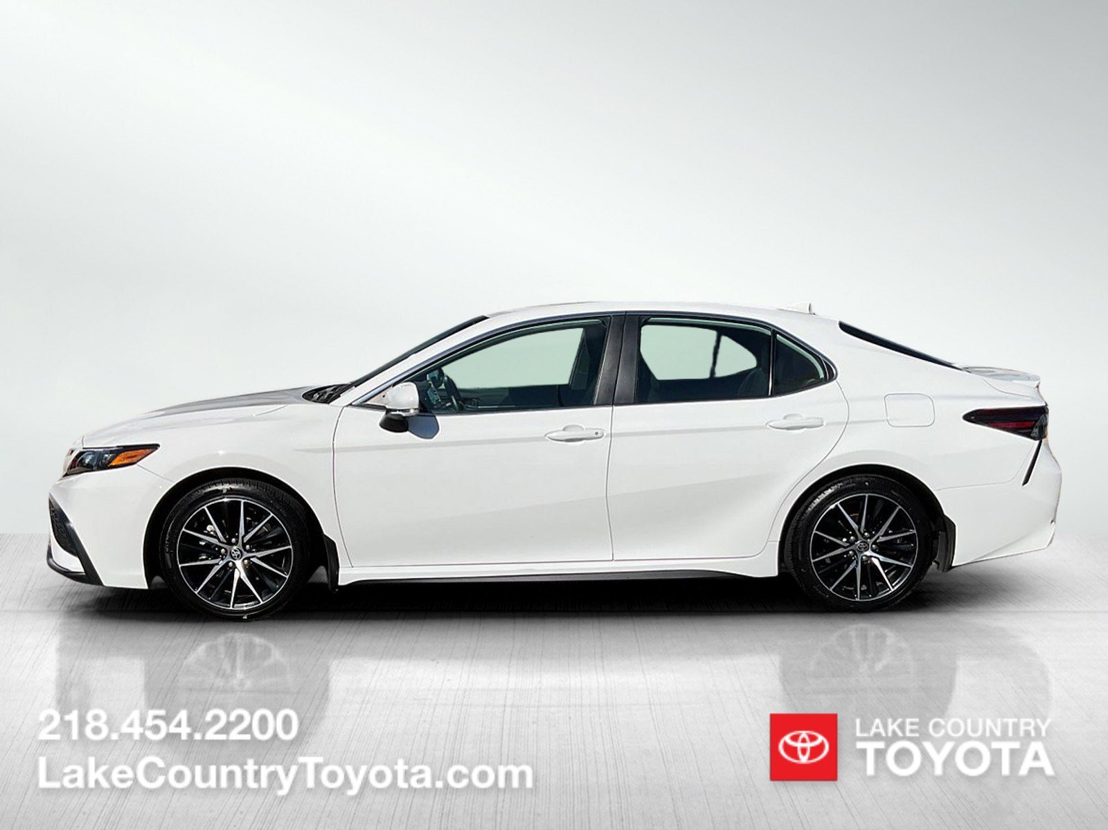Used 2024 Toyota Camry SE with VIN 4T1T11BK5RU121705 for sale in Brainerd, Minnesota