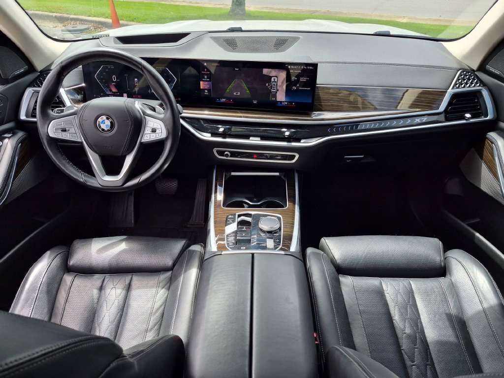 Used 2023 White BMW xDrive40i image 26