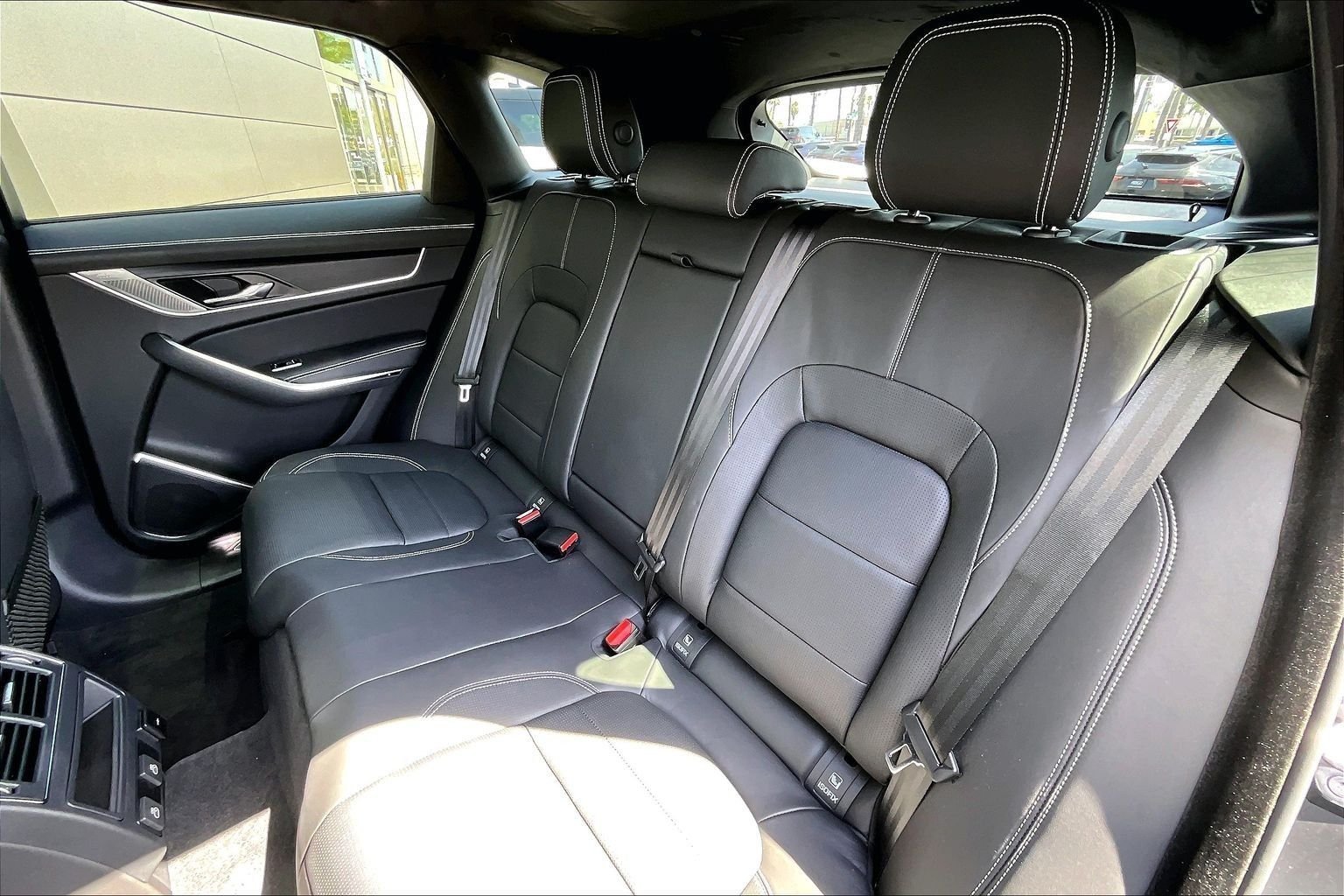 New 2026 Carpathian Grey JAGUAR P250 R-DYNAMIC S image 10