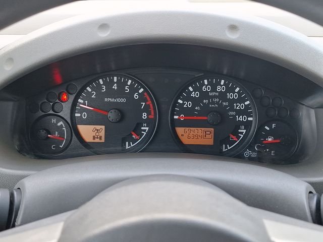 Used 2016 Gray Nissan SV image 15