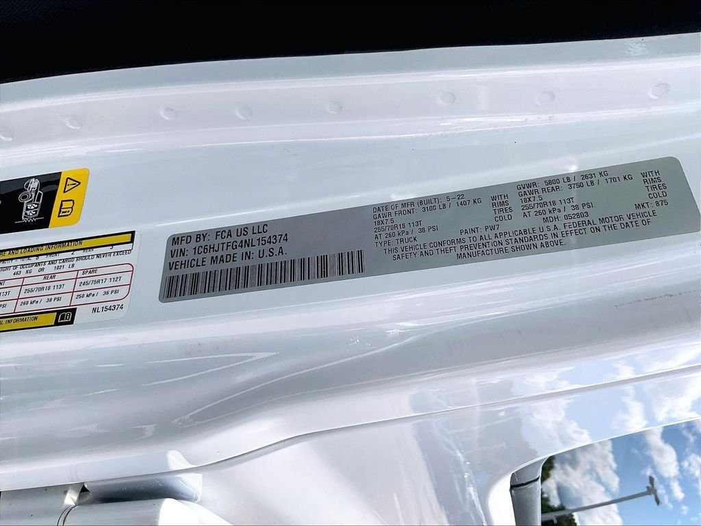 Used 2022 White Jeep Overland image 35