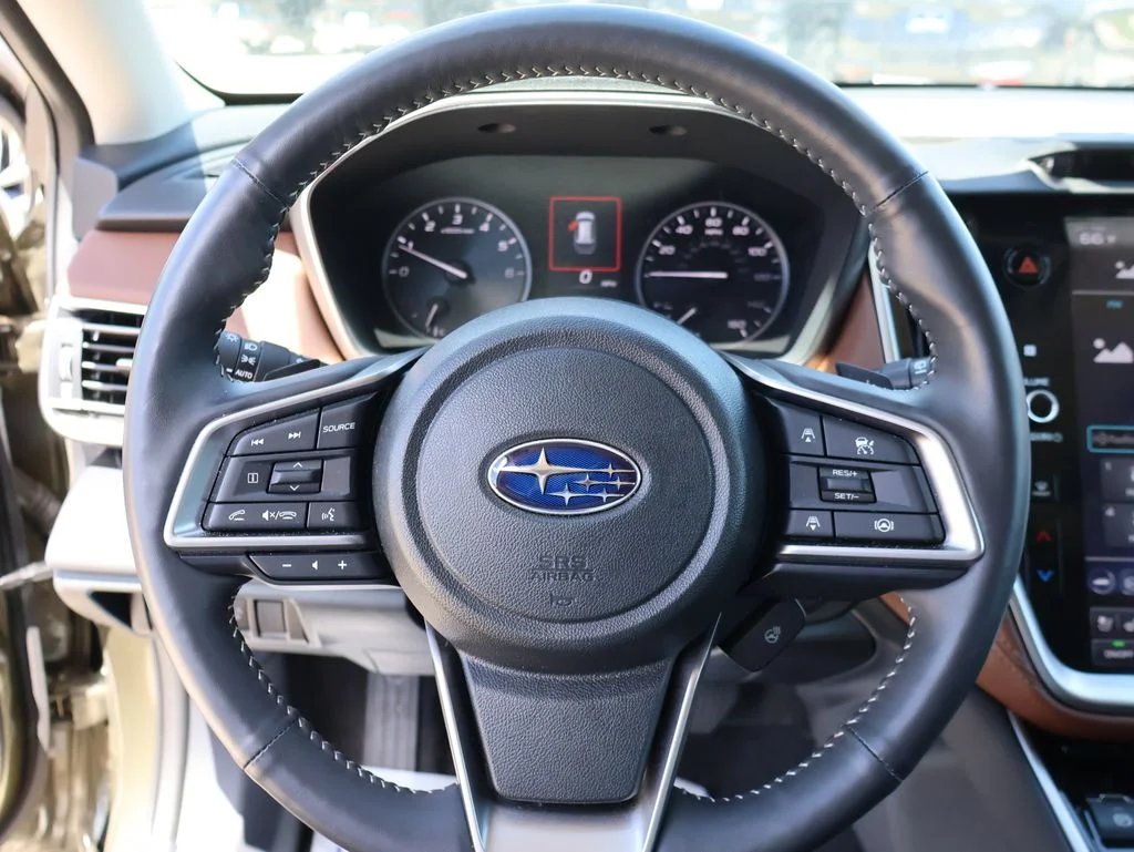 Used 2025 Green Subaru Touring XT image 33