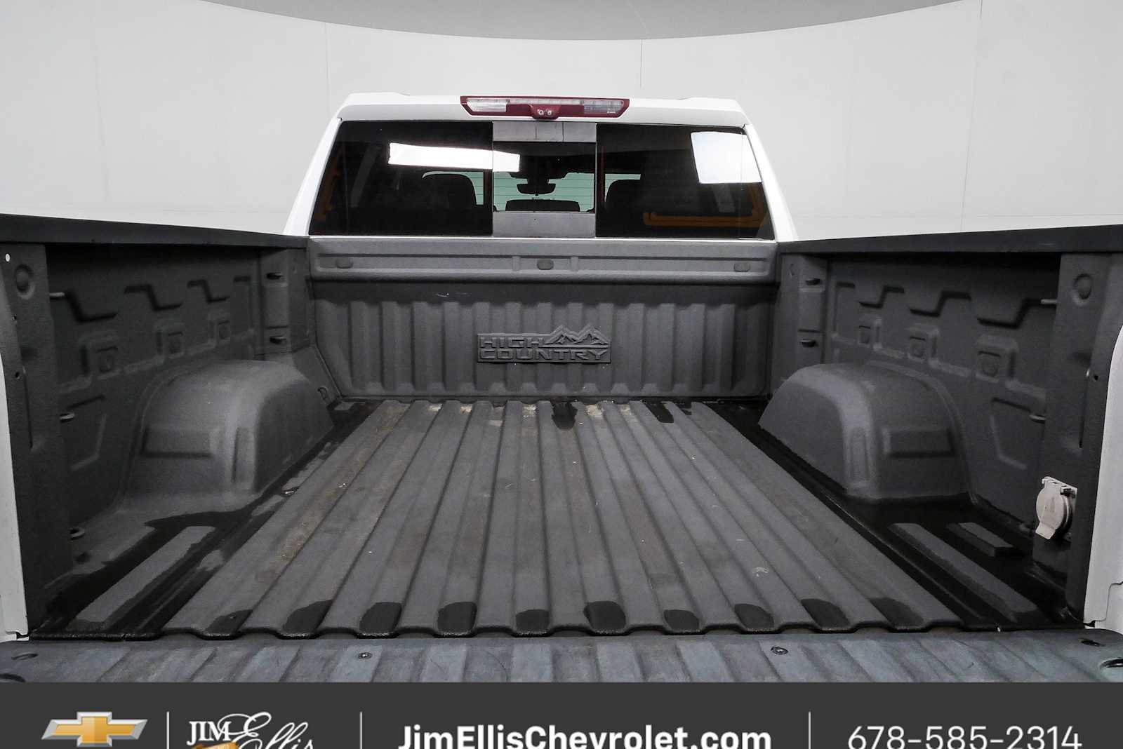 Certified Used 2021 IRIDESCENT PEARL TRICOAT Chevrolet High Country image 31