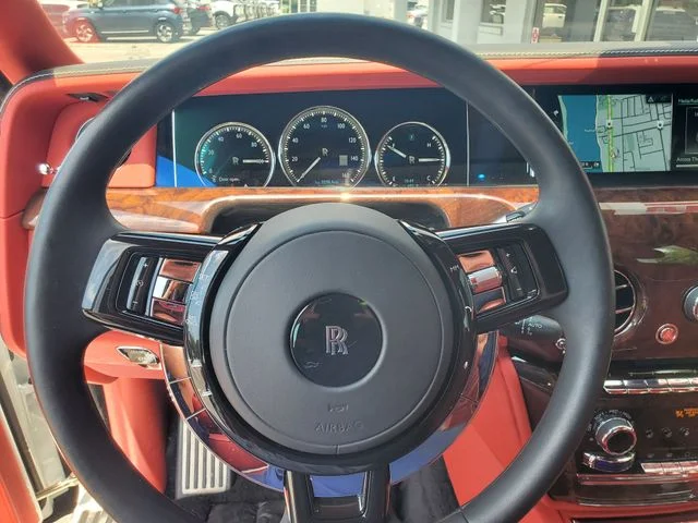 Used 2019 White Rolls-Royce Base image 21