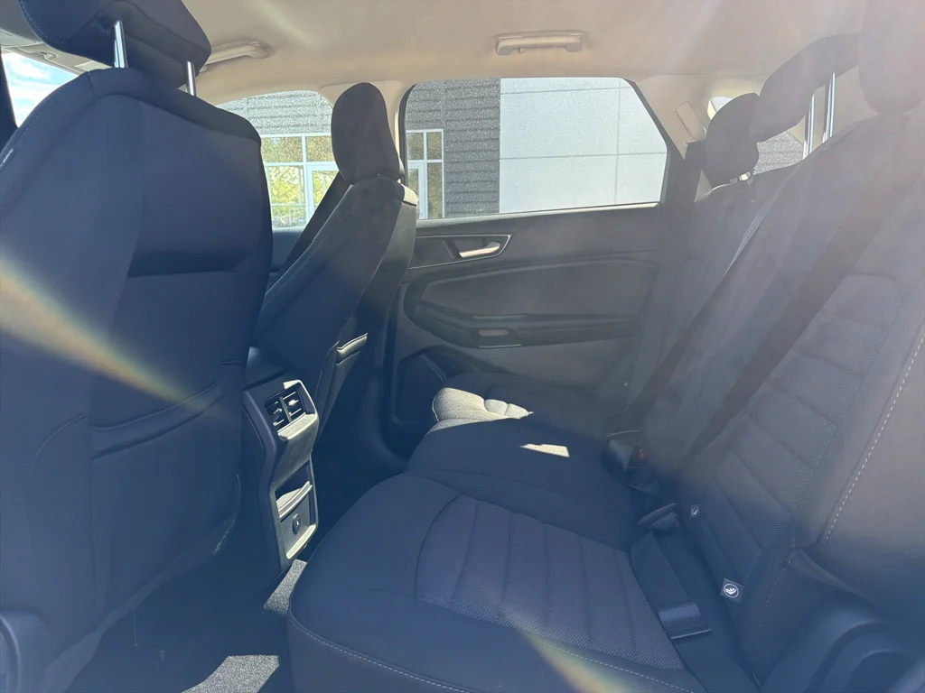 Certified Used 2024 Oxford White Ford SE image 14