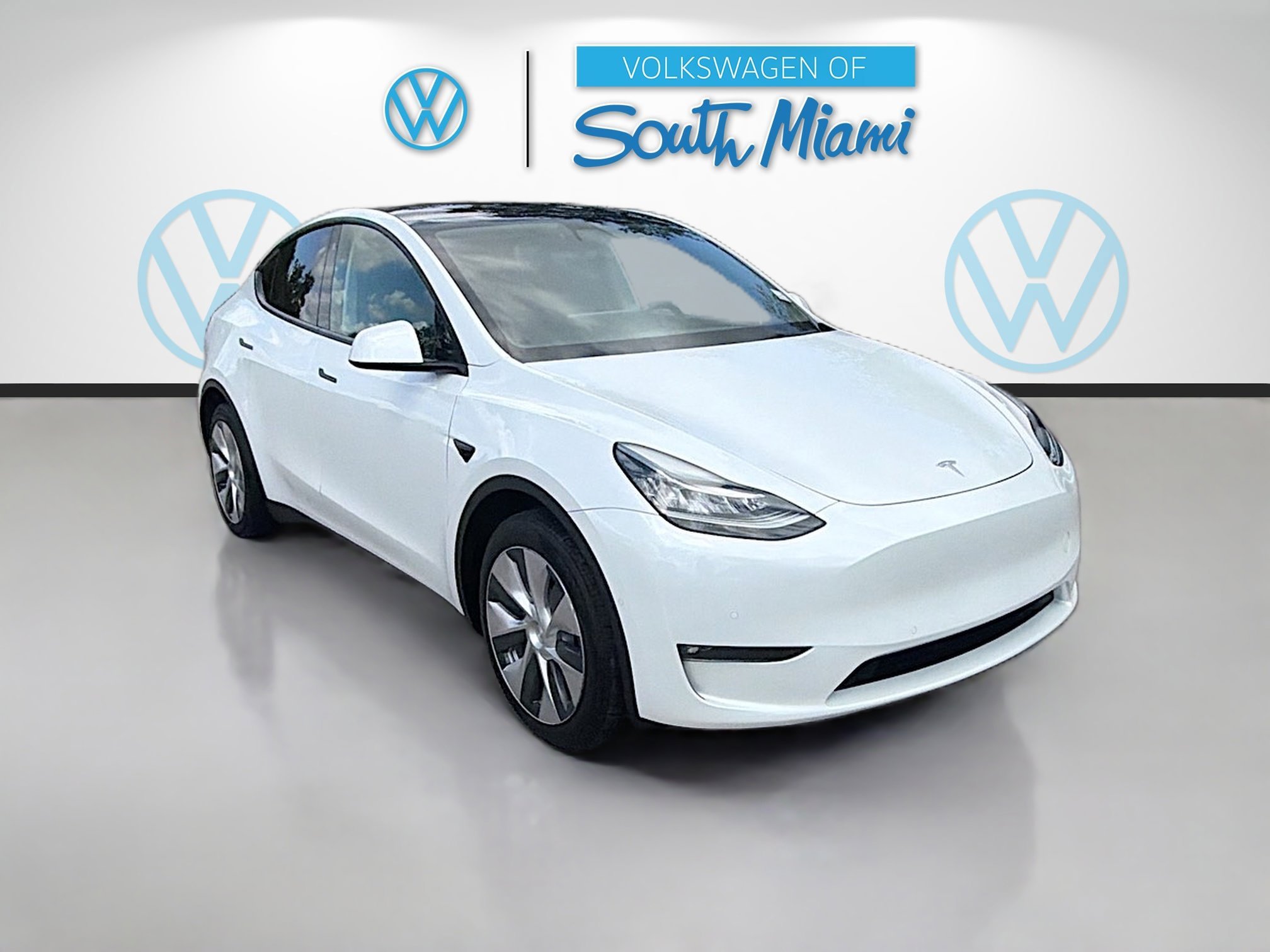 2022 Tesla Model Y Long Range Dual Motor All-Wheel Drive's photo