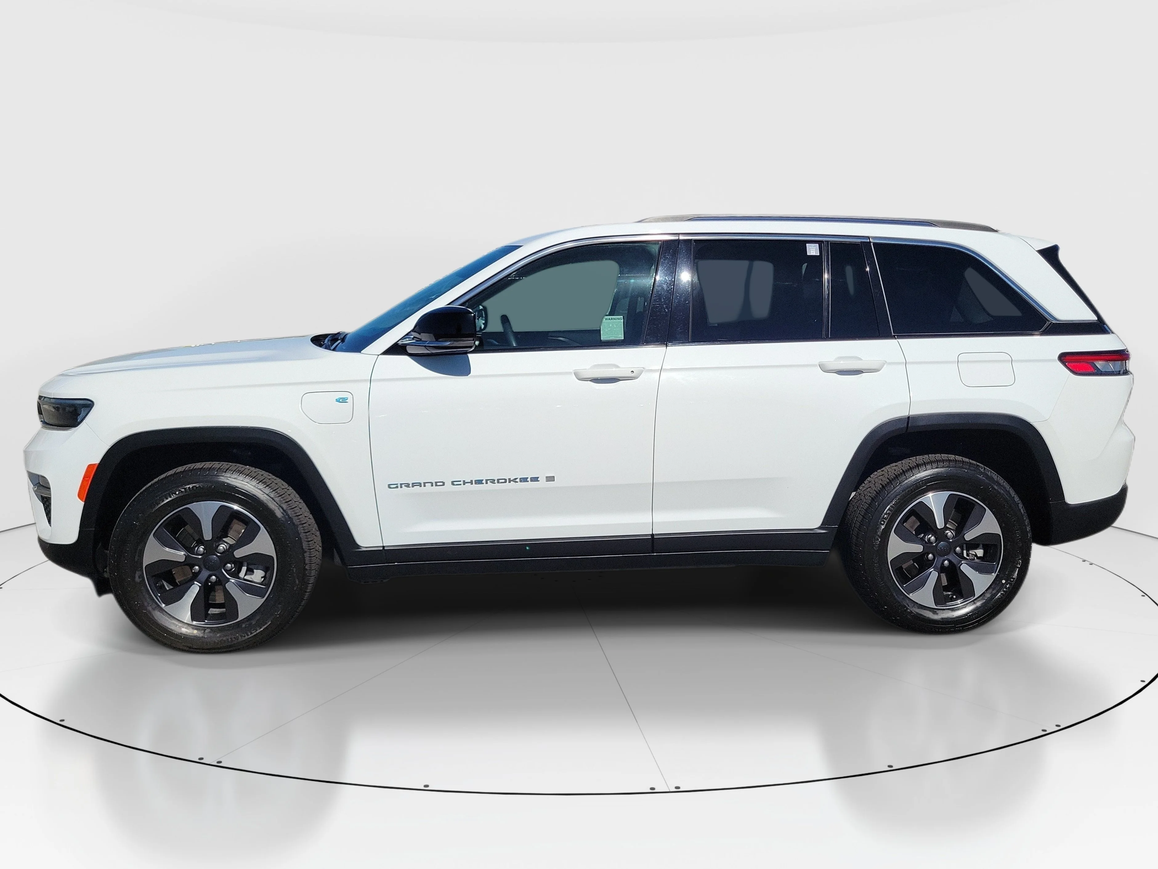 Certified Used 2024 White Jeep 4xe image 2