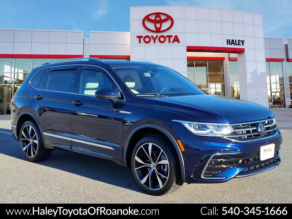 2024 Volkswagen Tiguan 2.0T SEL R-Line 4Motion's photo