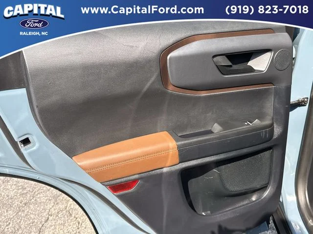 Used 2023  Ford Outer Banks image 17