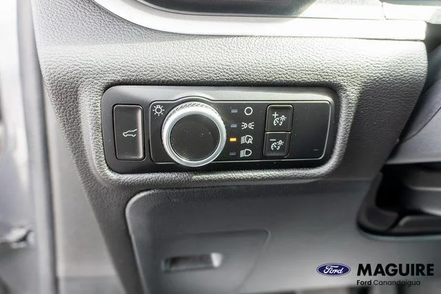 2023 Ford Explorer XLT - Photo 19