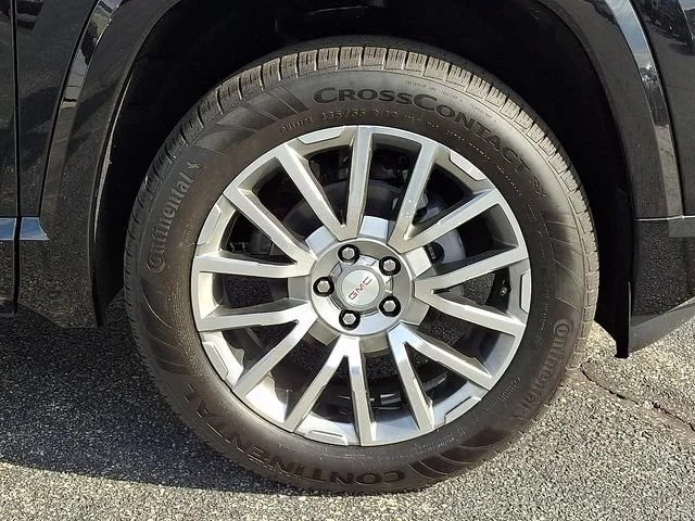 New 2027 Ebony Twilight Metallic GMC Denali image 7