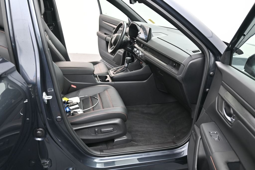 Used 2025  Honda Sport-L image 22