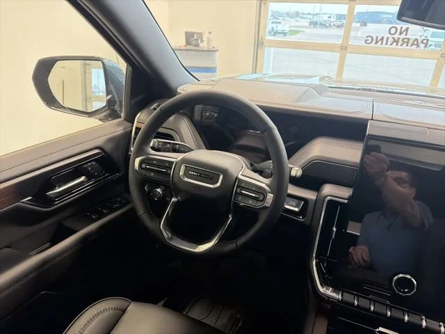 2026 GMC Yukon XL Denali - Photo 41