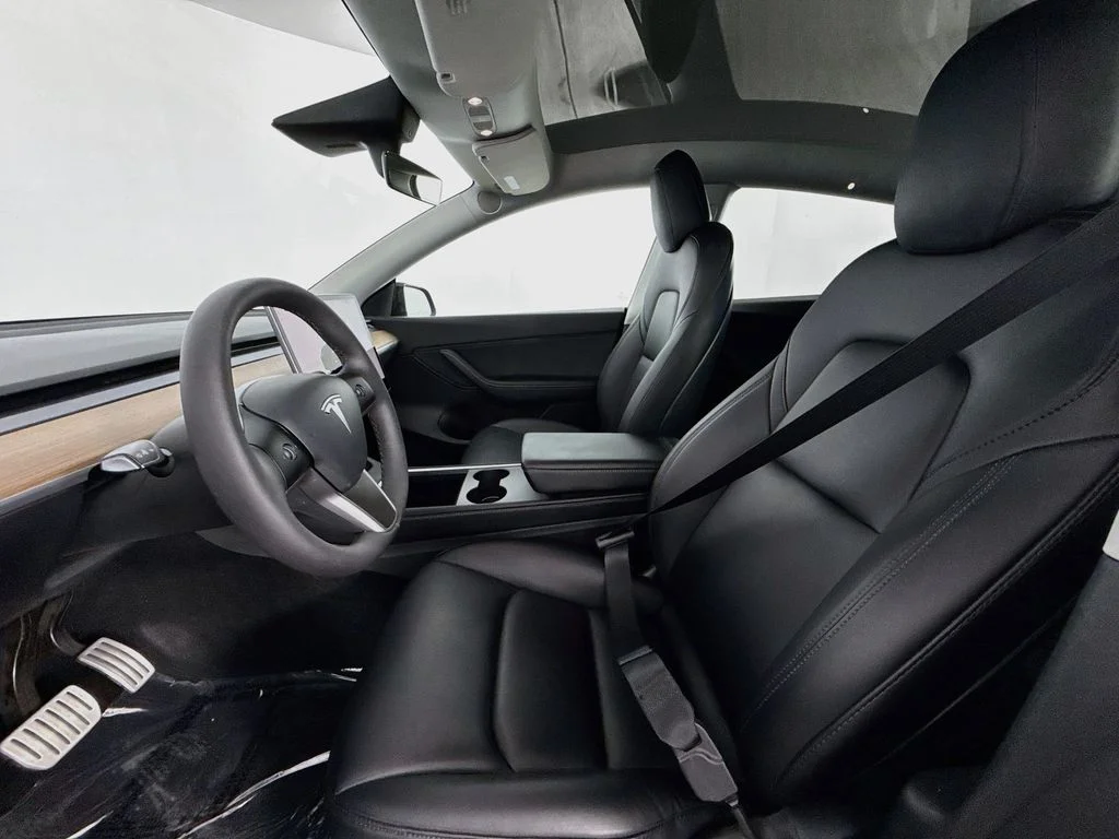 Used 2022 Black Tesla Performance image 21