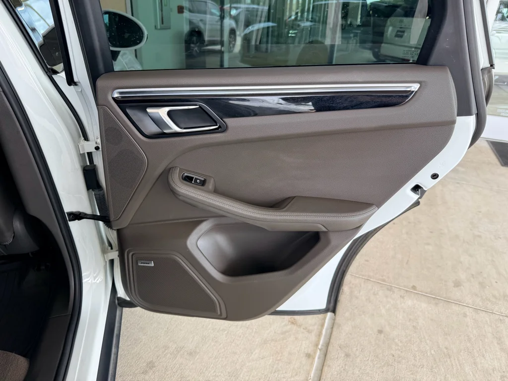Used 2019 White Porsche S image 15