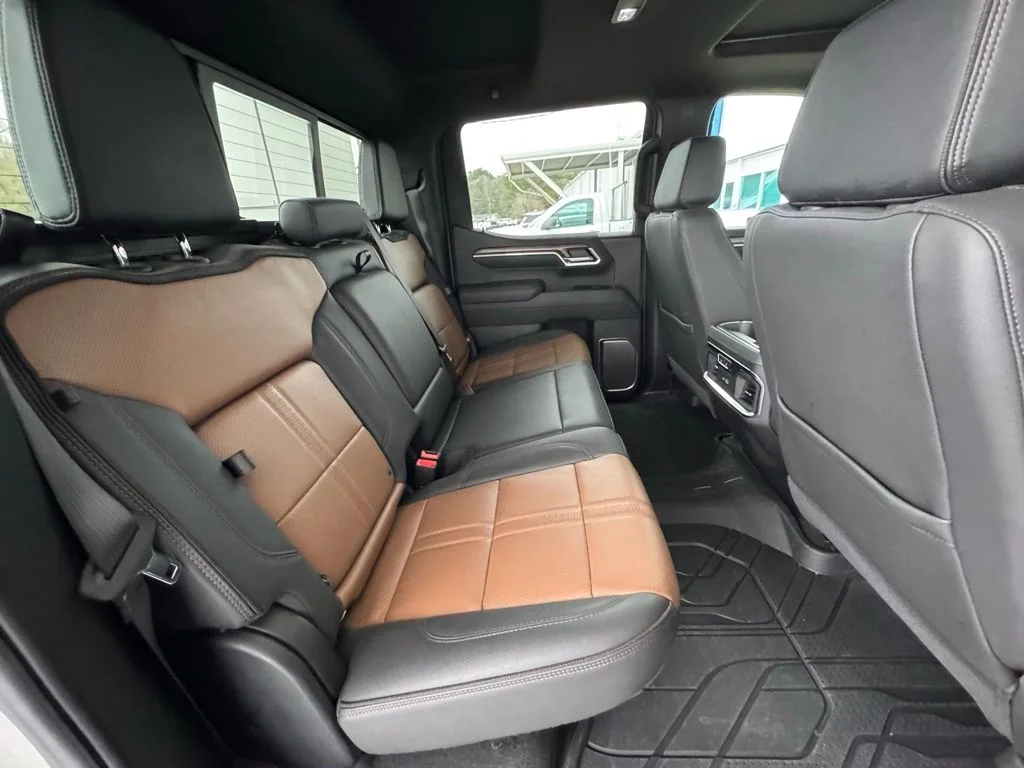 Used 2025 Beige Chevrolet High Country image 24