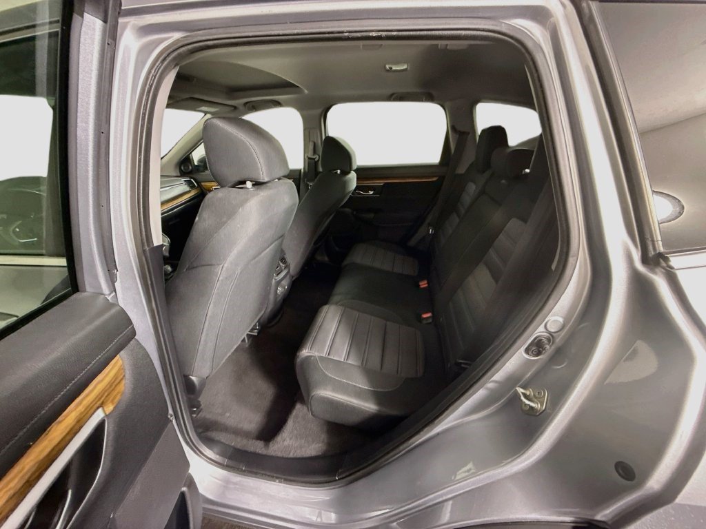 Used 2017 Lunar Silver Metallic Honda EX image 21