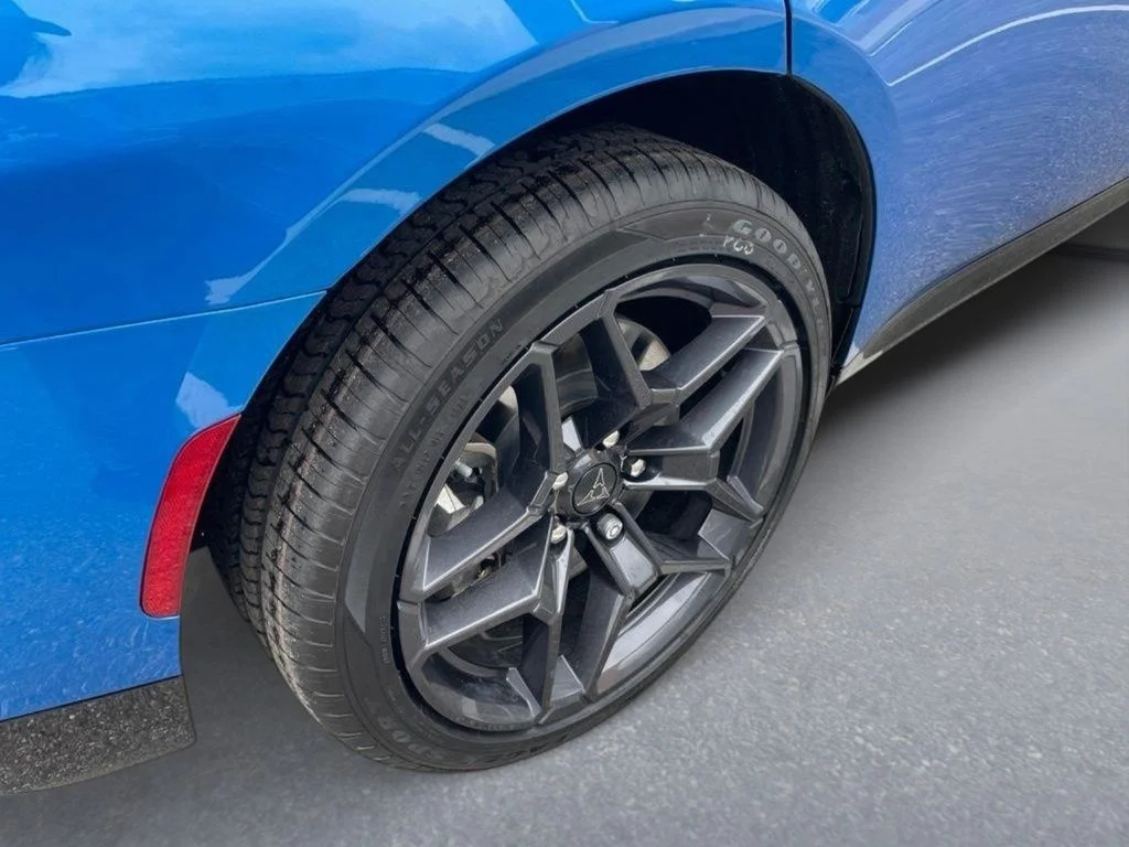 New 2026 Bludicrous Exterior Paint Dodge R/T Plus image 12