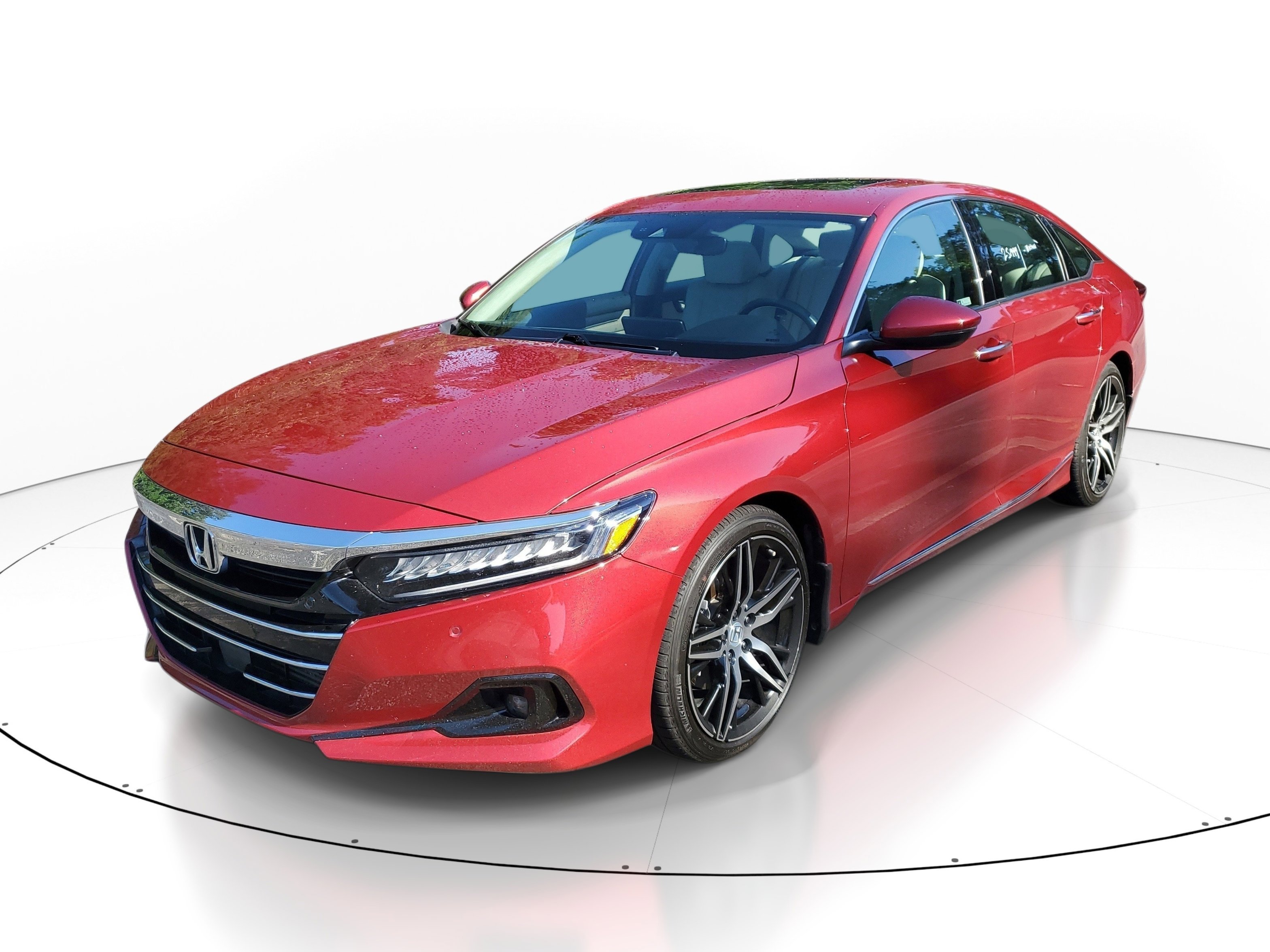 Used 2021  Honda Touring image 2