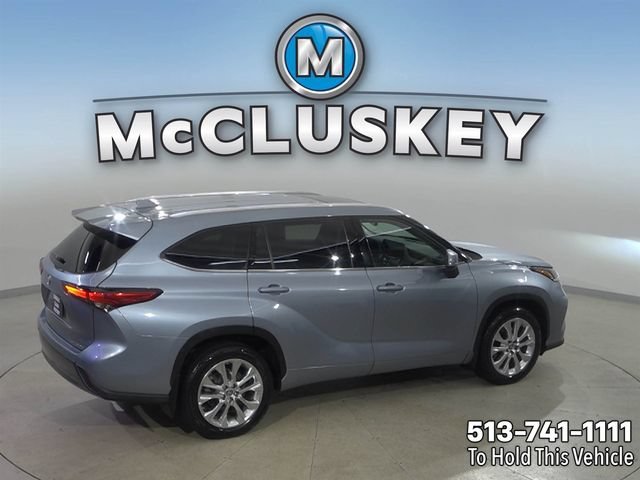 2021 Toyota Highlander Limited - Photo 4