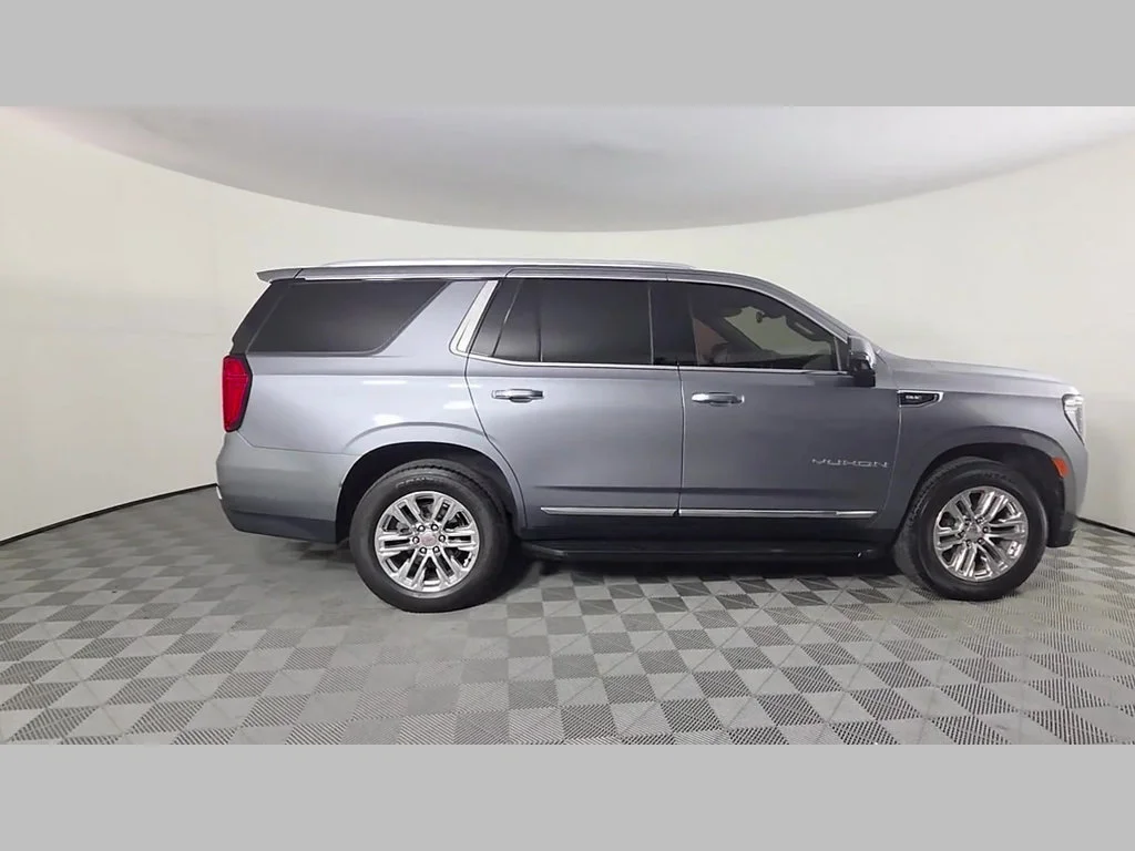 Used 2022 Satin Steel Metallic GMC SLT image 37