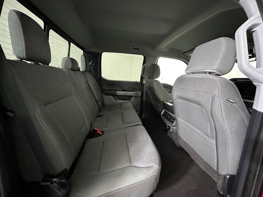 Used 2024 Red Ford XLT image 17