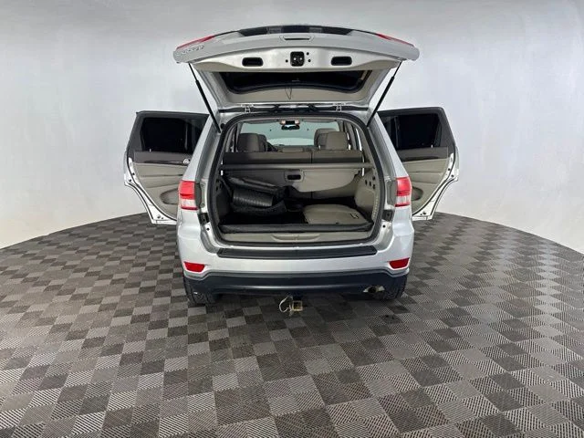 Used 2012 Silver Jeep Laredo image 18