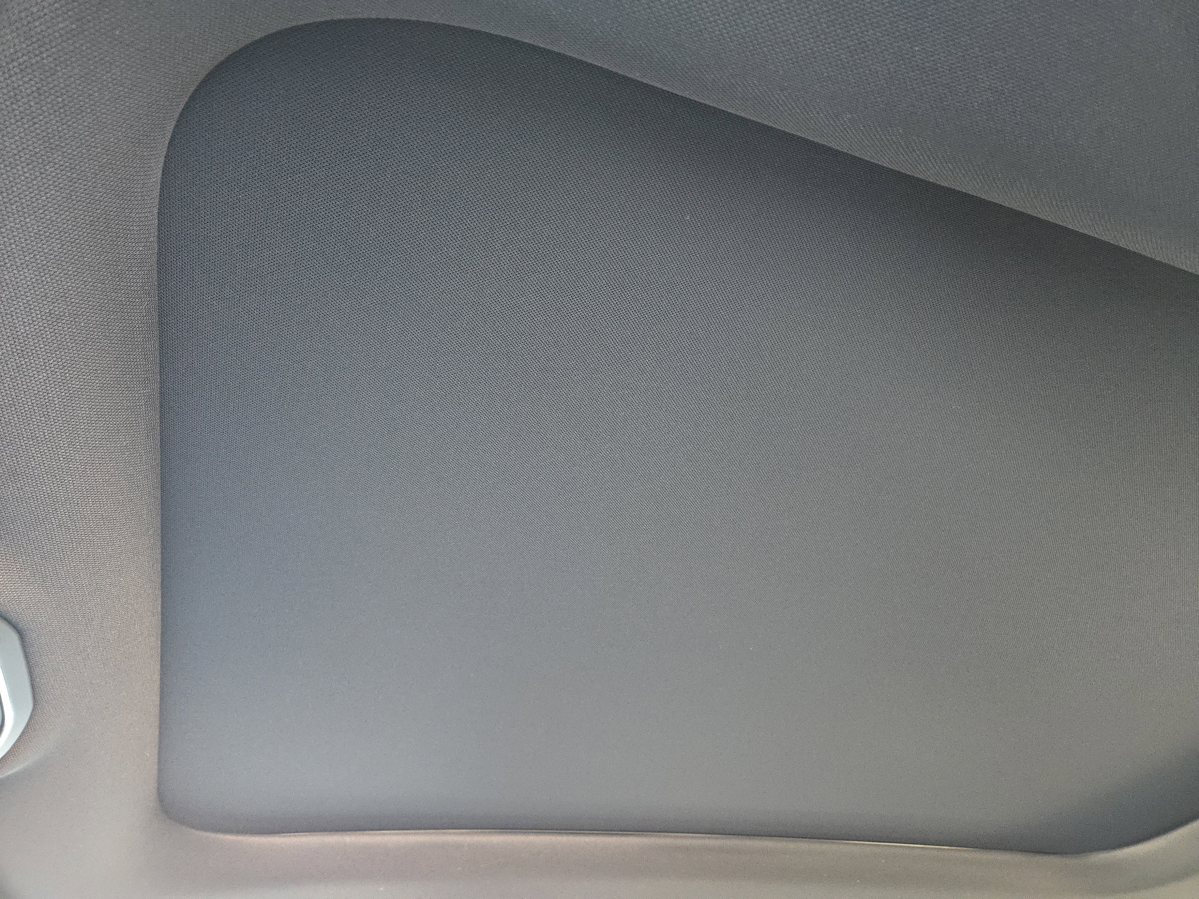 New 2025 Silver Zynith Exterior Paint Jeep Limited image 19