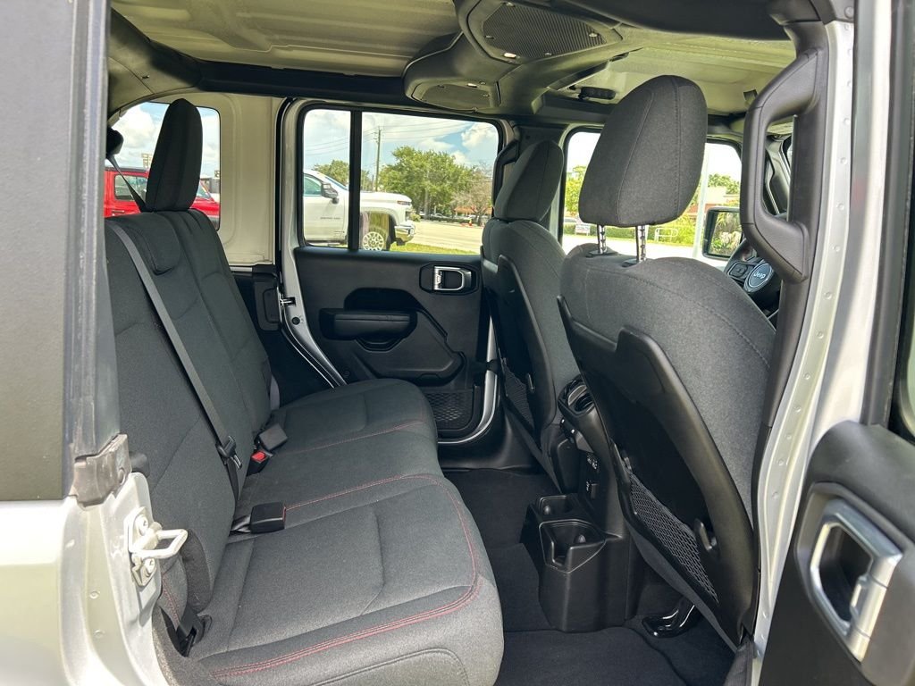 2024 Jeep Wrangler 4-Door Rubicon - Photo 39