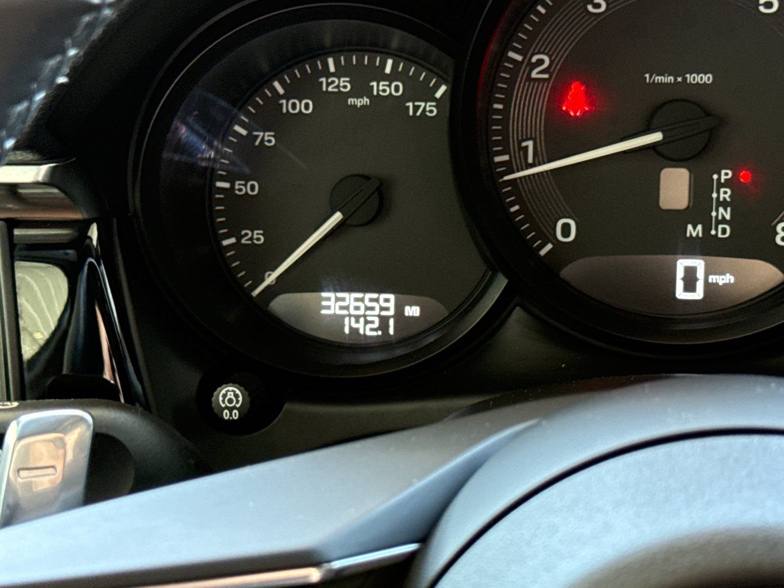 Used 2024  Porsche Base image 30