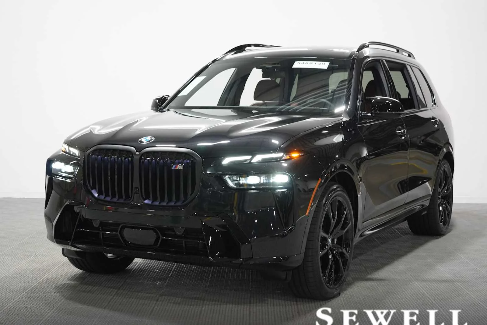 2027 BMW X7 M60i