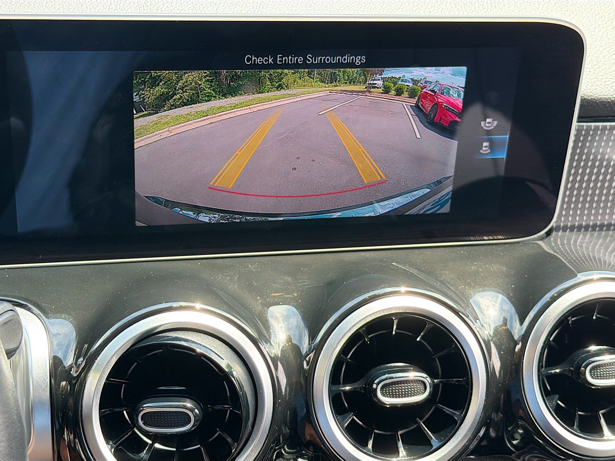 Used 2021 Black Mercedes-Benz GLB 250 image 13