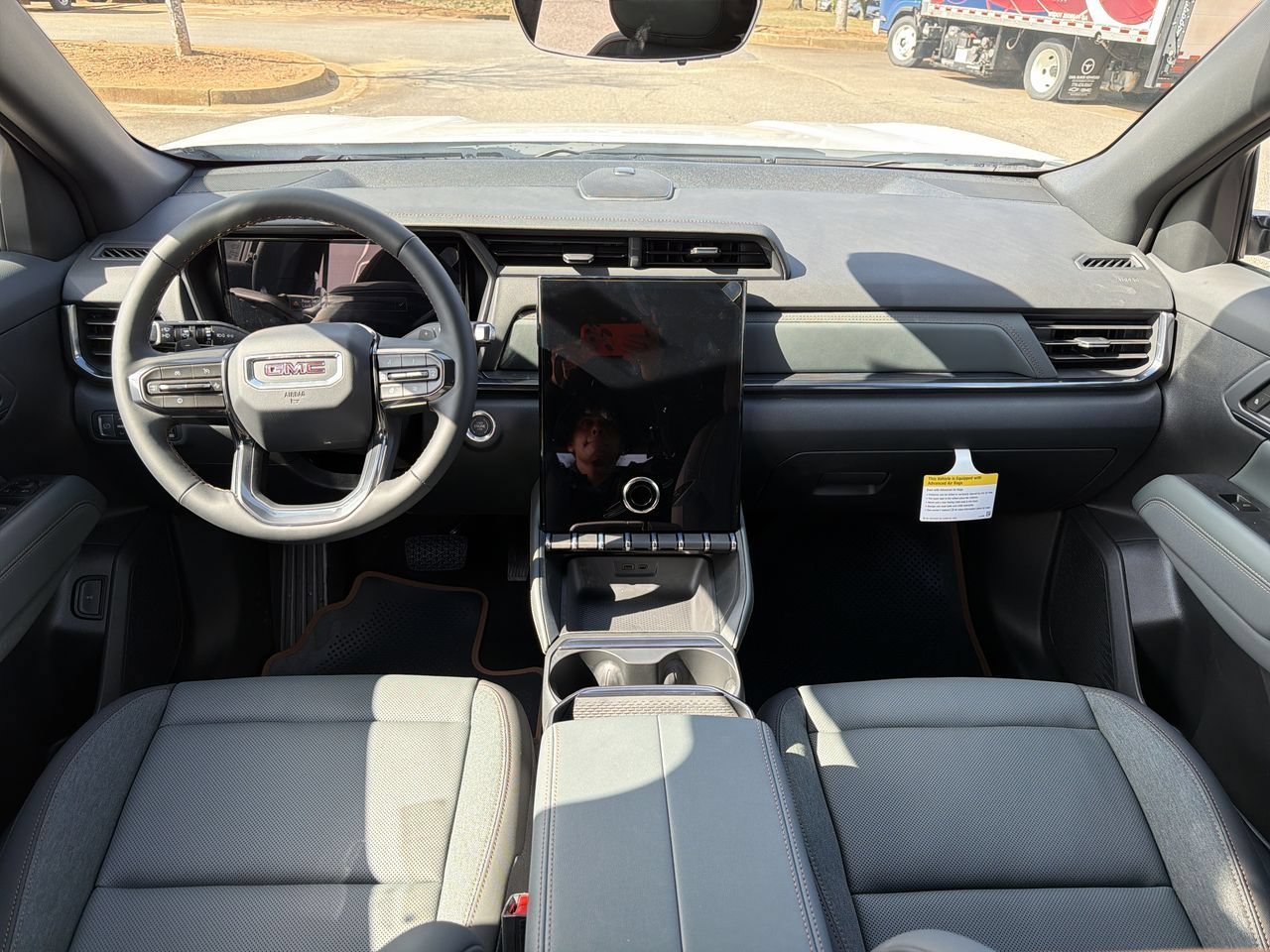 Used 2026 Summit White GMC AT4 image 17