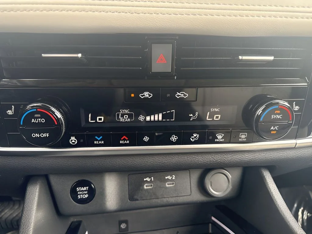 Used 2025 White Nissan SL image 20