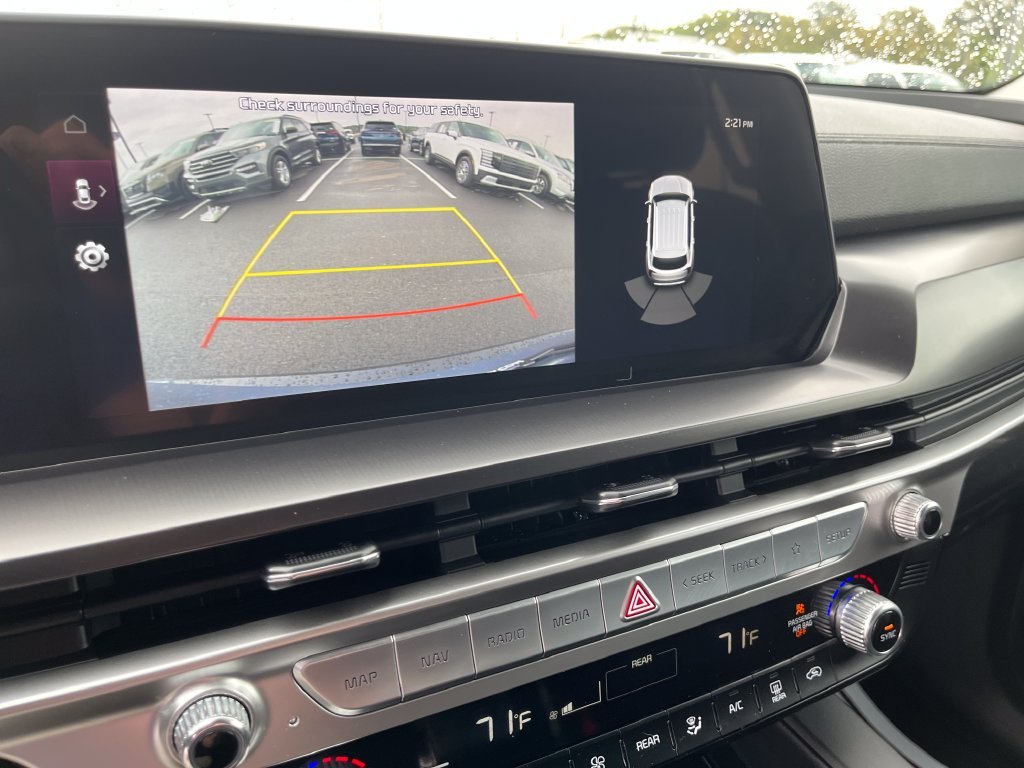 Used 2023 Silver Kia LX image 19