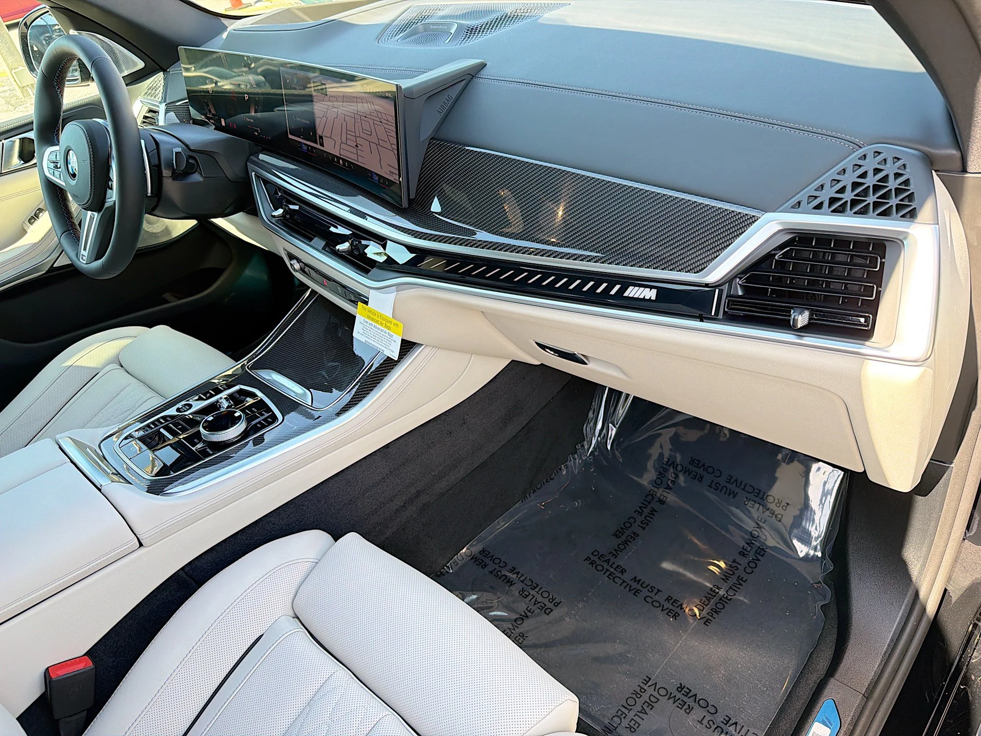 New 2026 Black Sapphire Metallic BMW M60i image 15