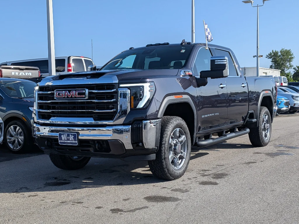 Used 2025 Titanium Rush Metallic GMC SLT image 6