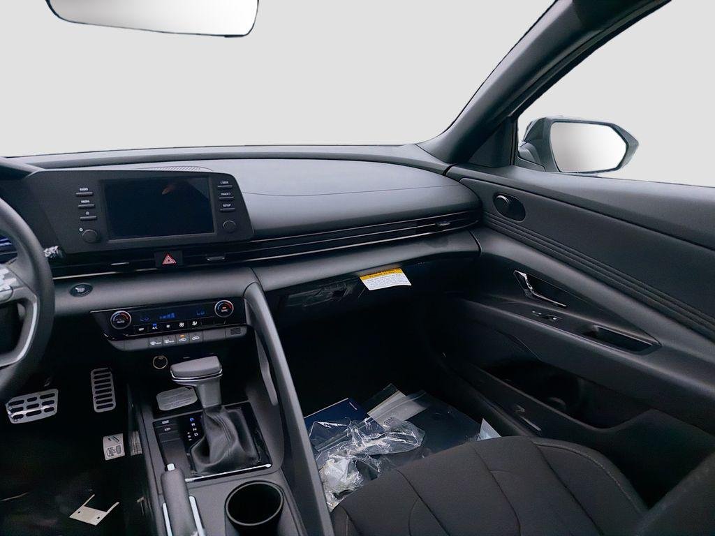 New 2026 Serenity White Hyundai SEL Sport image 16