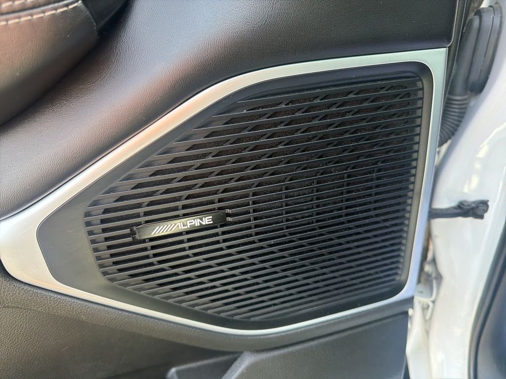 Used 2023 White Jeep Series II image 11