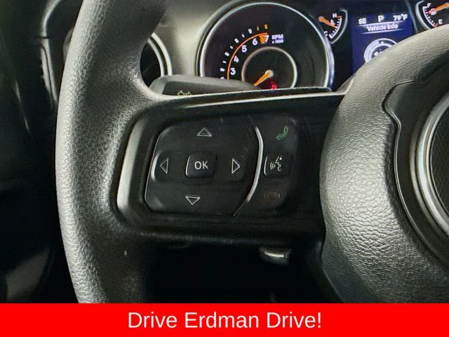 Used 2021 Green Jeep Sport image 10