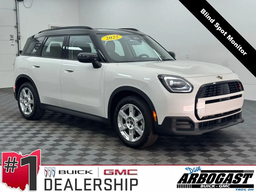 2025 MINI Countryman S ALL4's photo