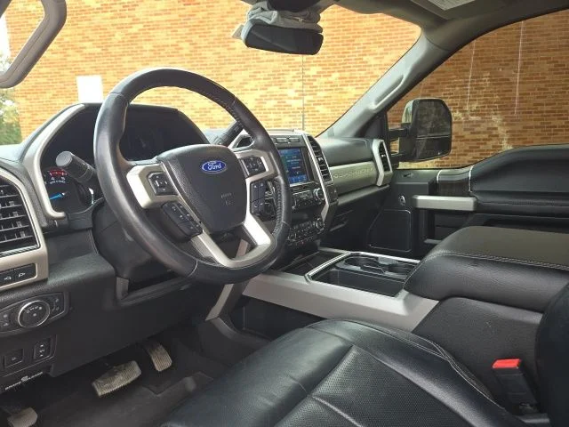 Used 2021 White Metallic Ford Lariat image 8